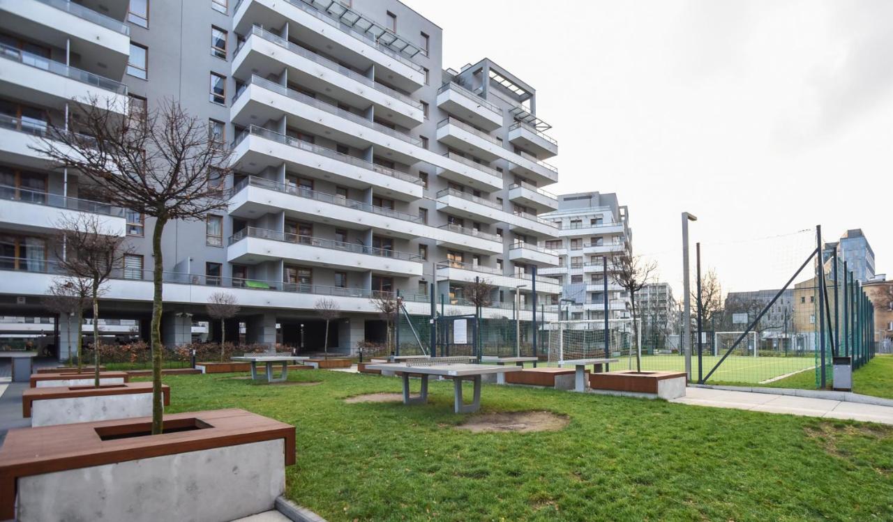 Kasprzaka 31A Free Garage By Perfect Apart Warsaw Luaran gambar